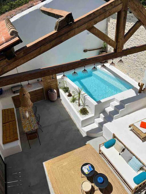 Maison de vacances pour 8 personnes, avec piscine ainsi que jardin et vue