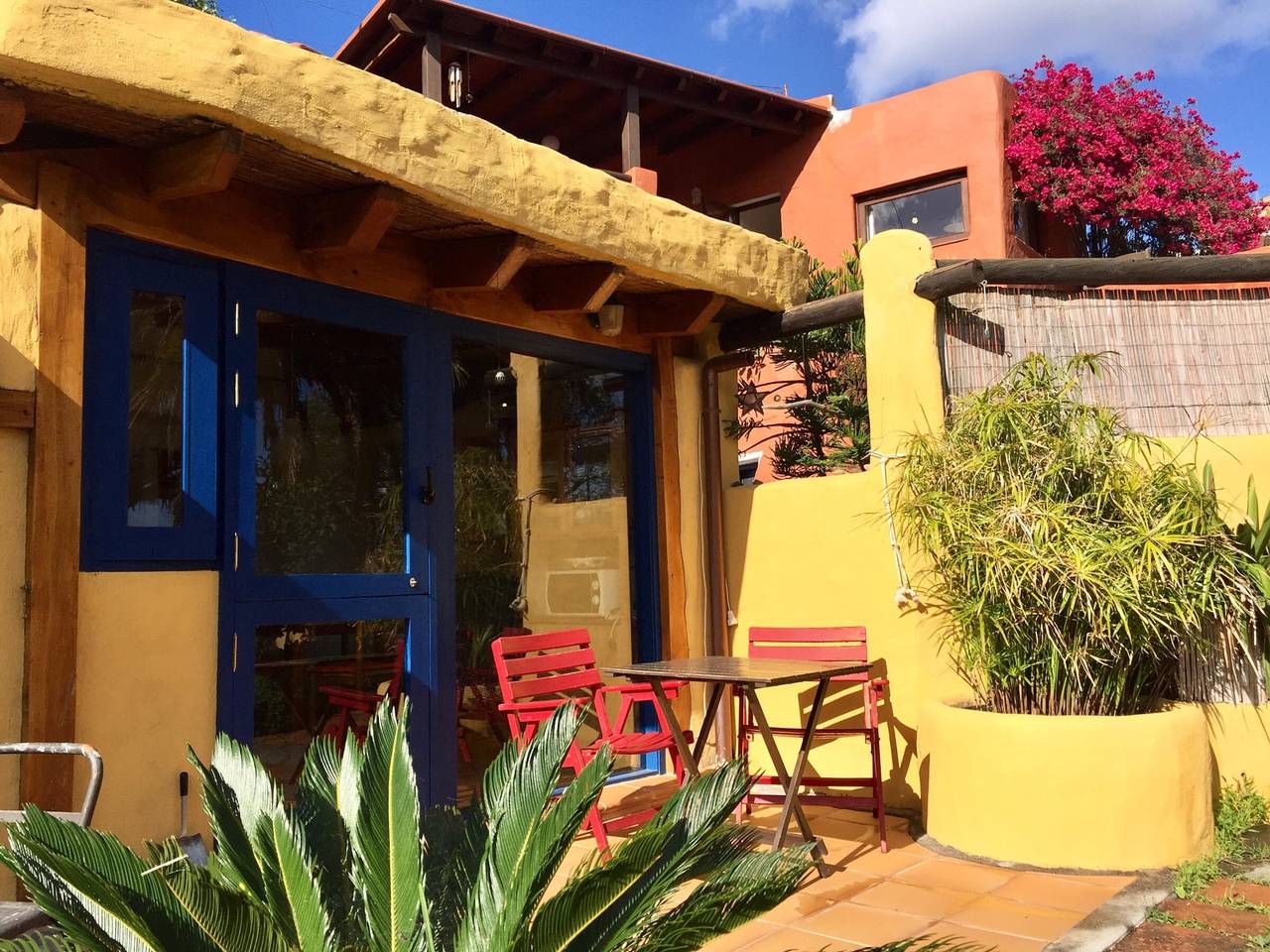 Maison troglodyte avec terrasse et jardin à Santa Brígida, idéale pour 3 personnes in Las Goteras, Santa Brígida