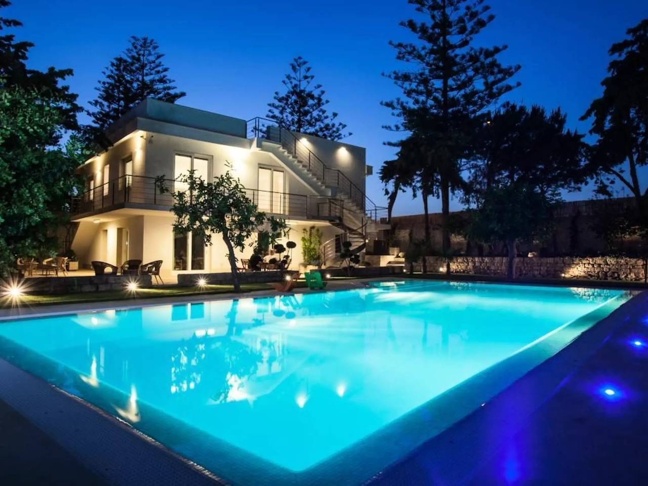 Apartamento entero, 5 estancias 7 Personas in Scicli, Provincia de Ragusa