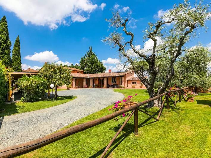 Casa 8 Persone in San Miniato, Pisa e dintorni