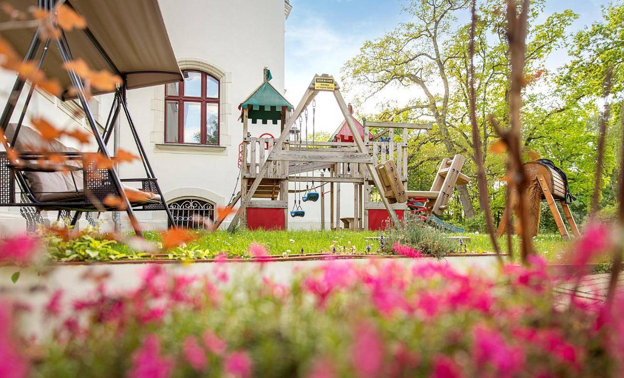 Ganze Wohnung, Schloss Groß Lüsewitz in Sanitz, Rostock und Umgebung