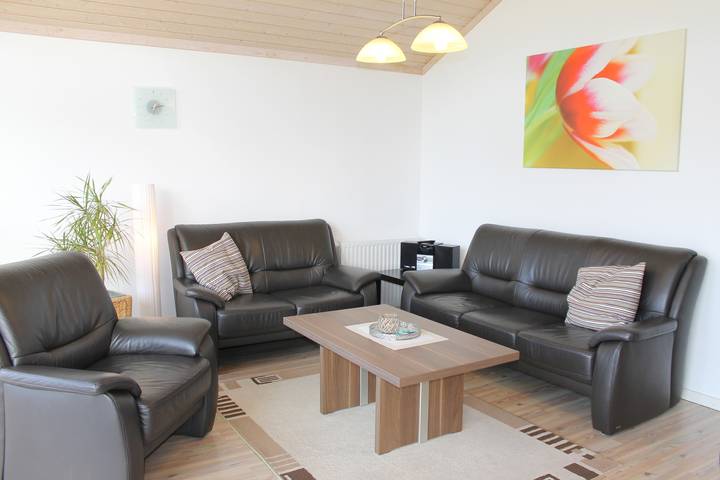 Ferienhaus für 6 Personen, mit Balkon und Terrasse sowie Garten und Sauna in Grömitz - 3