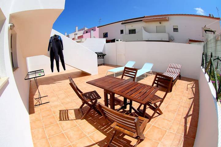 Maison de vacances pour 6 personnes, avec jardin et terrasse à Peniche
