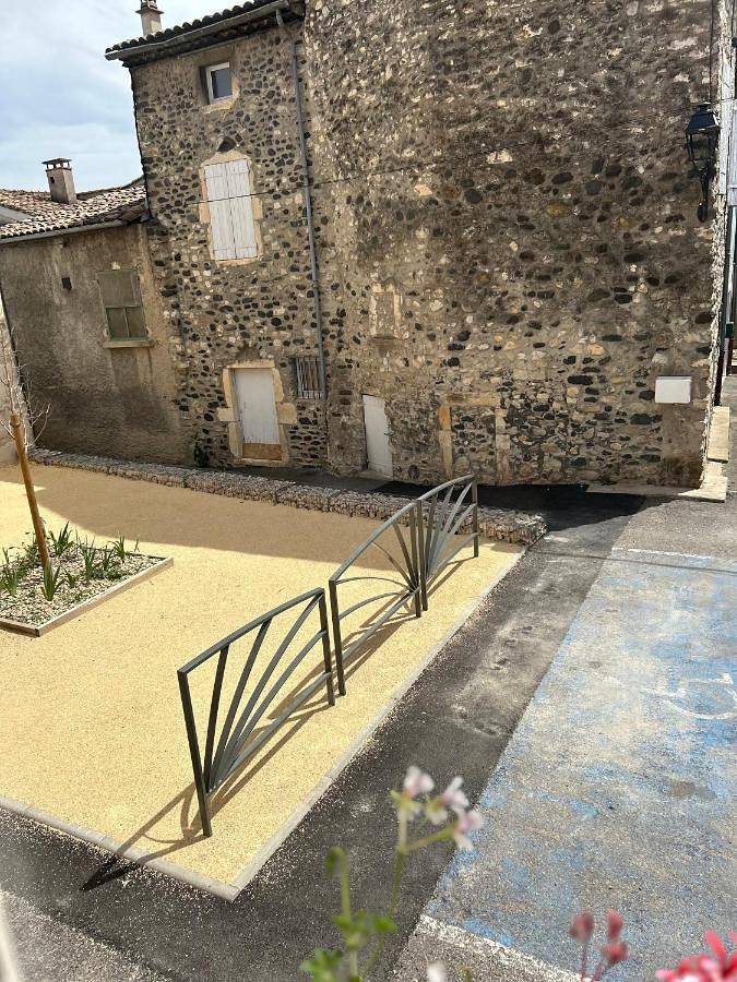 Appartement entier, Maison de village typique in Meysse, Privas (arrondissement)