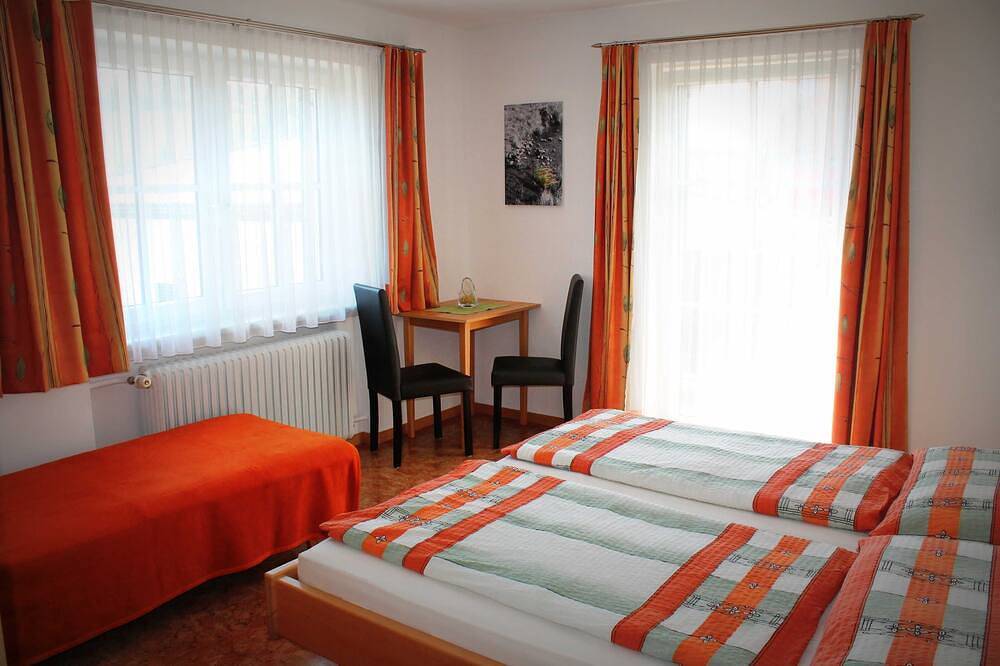 Ferienwohnung Guten Morgen Sonne 1. Stock - Pension Winter Am Irrsee in Salzkammergut-Berge, Mondsee & Irrsee