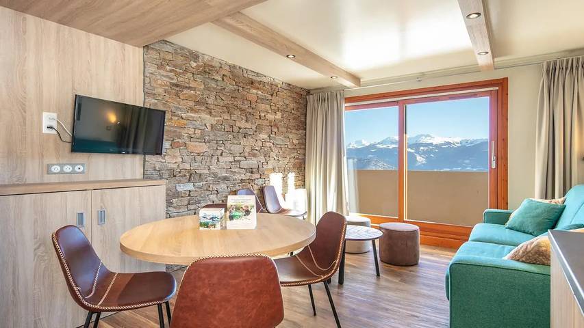 Gîte pour 7 personnes, avec terrasse ainsi que sauna et piscine, animaux acceptés dans Doucy - 4