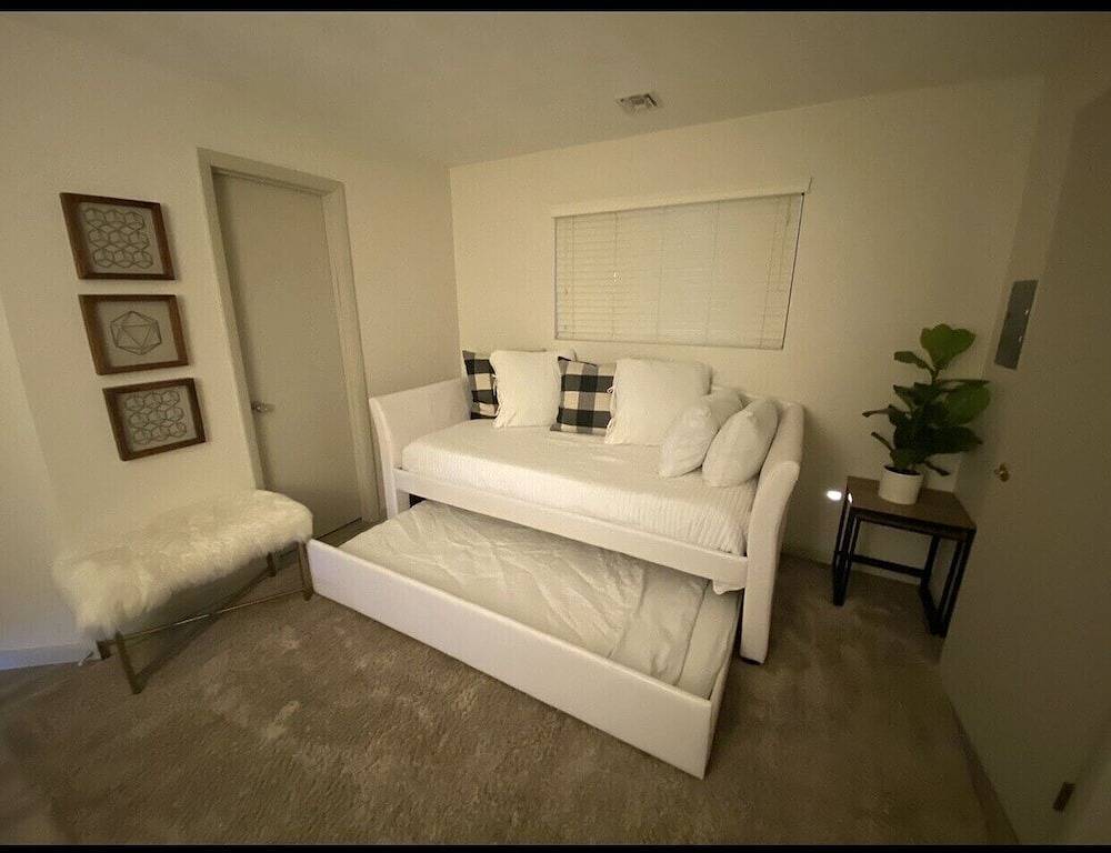 Ganze Wohnung, Ski in/Ski out Modern Chic Condominium in Seven Springs, Pennsylvania