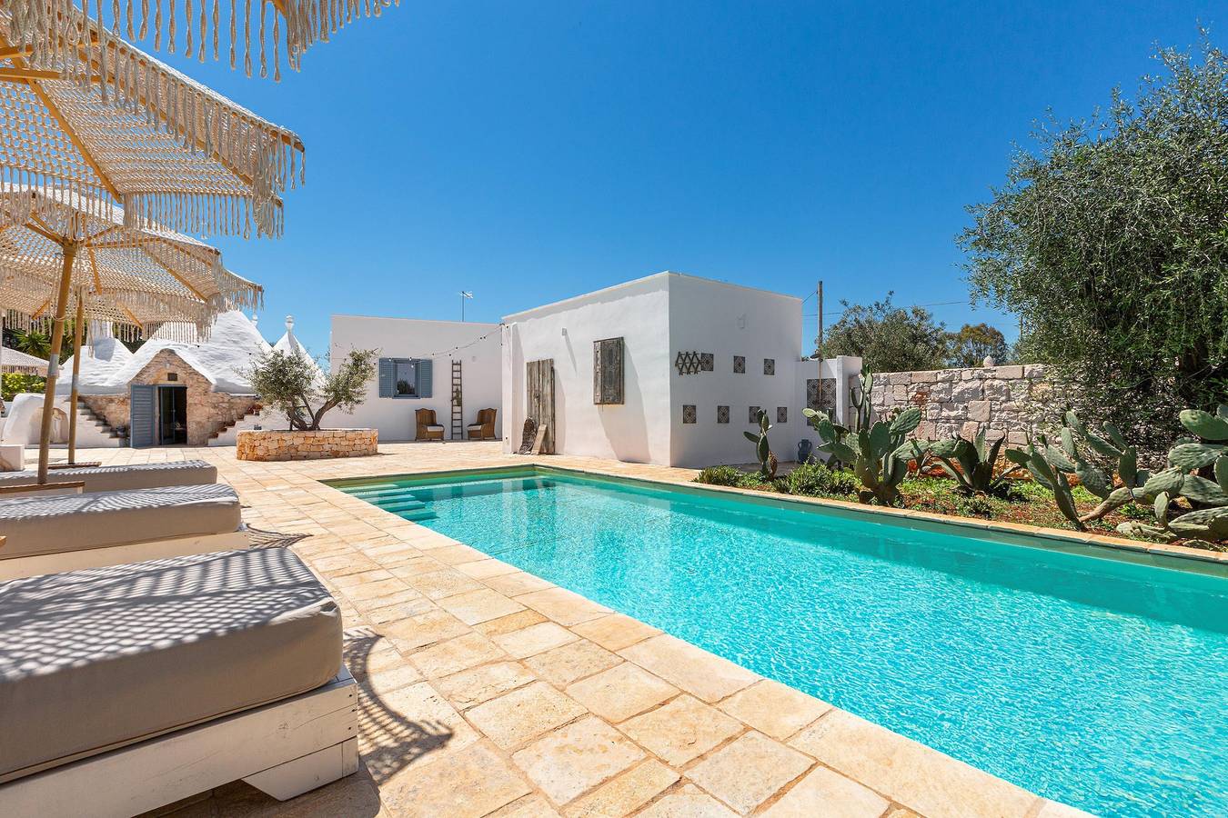 Trullo für 7 Personen mit Pool in Certosa, Ostuni