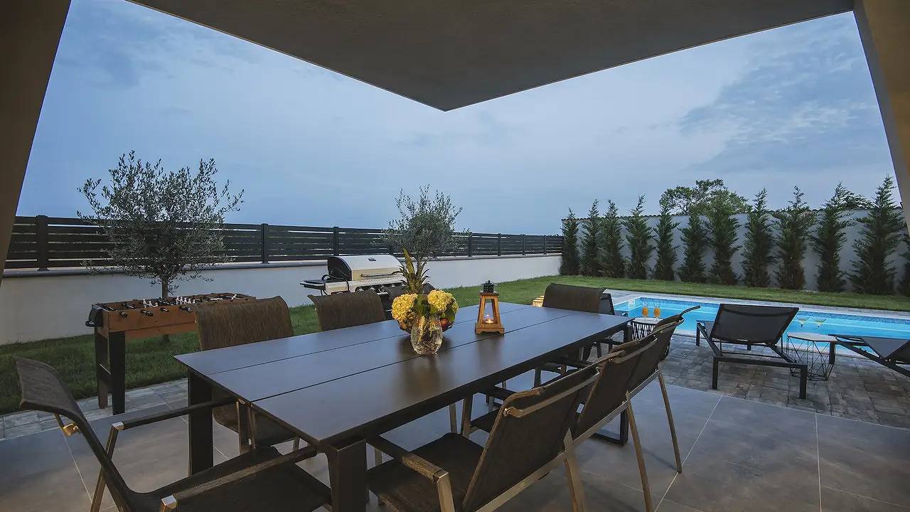 Villa für 8 Personen mit Terrasse in Sisan, Südküste Istrien