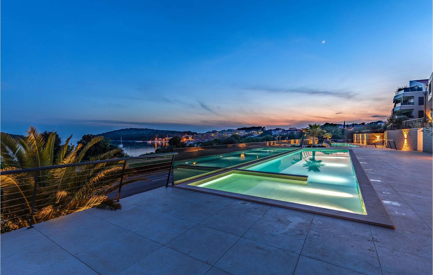 Ganze Ferienwohnung, Ferienwohnung für 5 Personen mit Terrasse in Banjole, Südküste Istrien