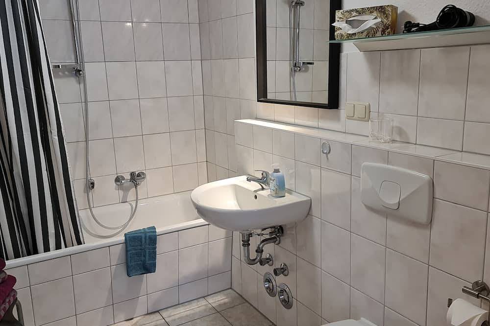 Ganze Wohnung, Gemütliche 4-Sterne Maisonettwohnung mit Balkon in Bad Langensalza, Unstrut-Hainich-Kreis