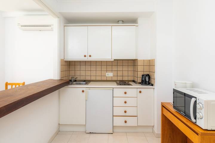Appartement entier, Appartement 'Apartament Massanet Ba' avec balcon, Wi-Fi et climatisation in Canyamel, Capdepera