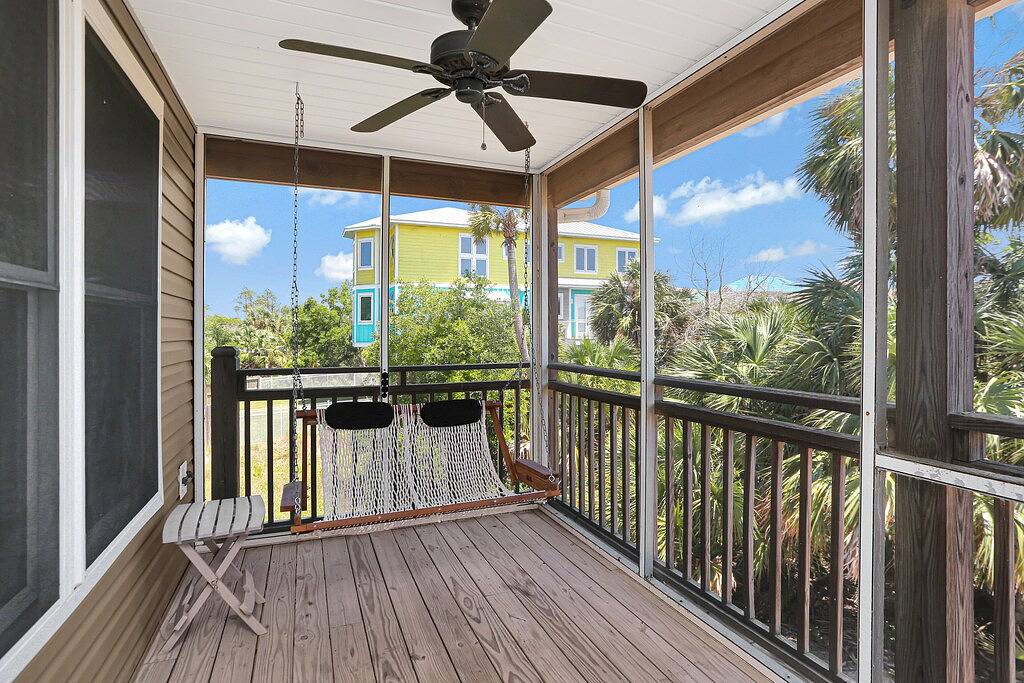 Easy Beach Access, Steps From The Beach, Single Level~ Sweet Destiny in Indian Pass, Cape San Blas