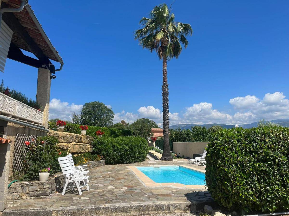 Appartement de vacances entier, Double Room in Montauroux, Côte méditerranéenne (France)