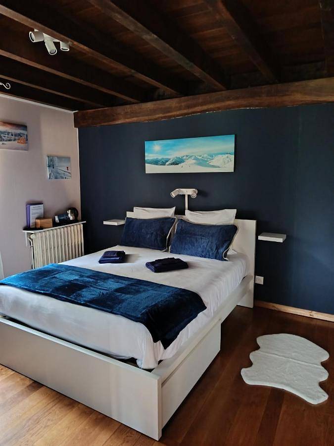 Chambre d’hôte pour 2 personnes, avec jacuzzi et jardin ainsi que sauna et piscine dans le Puy-de-Dôme - 4