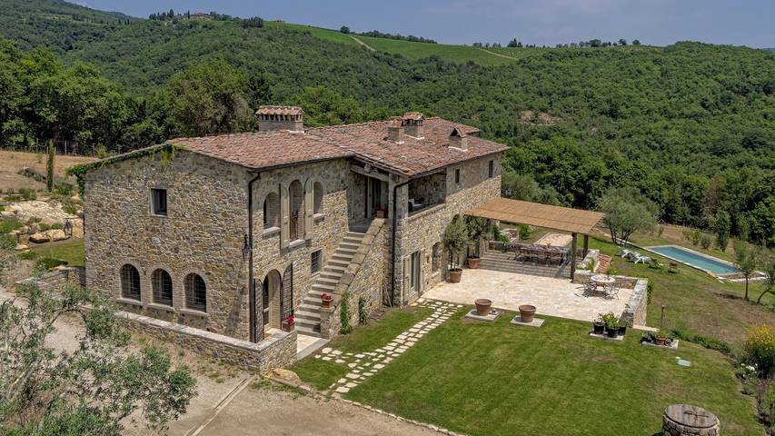 Location de vacances pour 8 personnes, avec jardin et terrasse à Radda in Chianti - 4