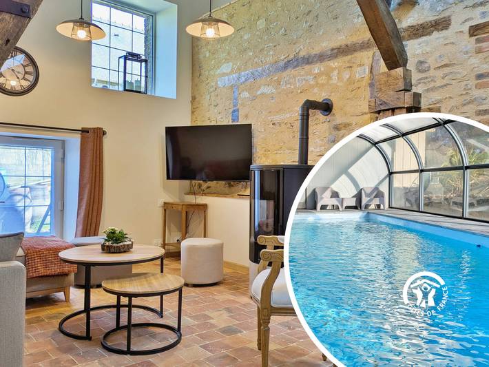 Gîte pour 6 personnes, avec Terrasse ainsi que Jardin et Piscine à La Selle-Craonnaise