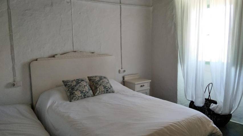 Location de vacances pour 16 personnes, avec piscine ainsi que jardin et vue, animaux acceptés à Montellano - 4