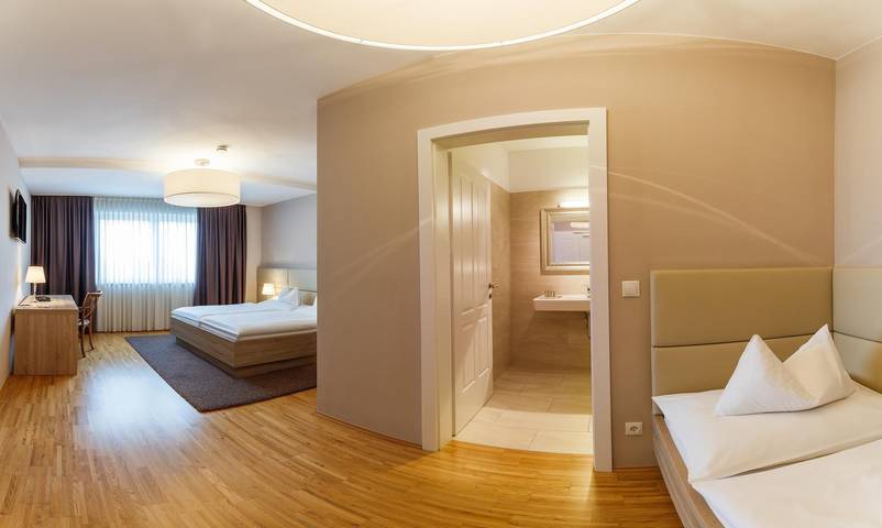 Dreibettzimmer in Südoststeiermark, Feldbach