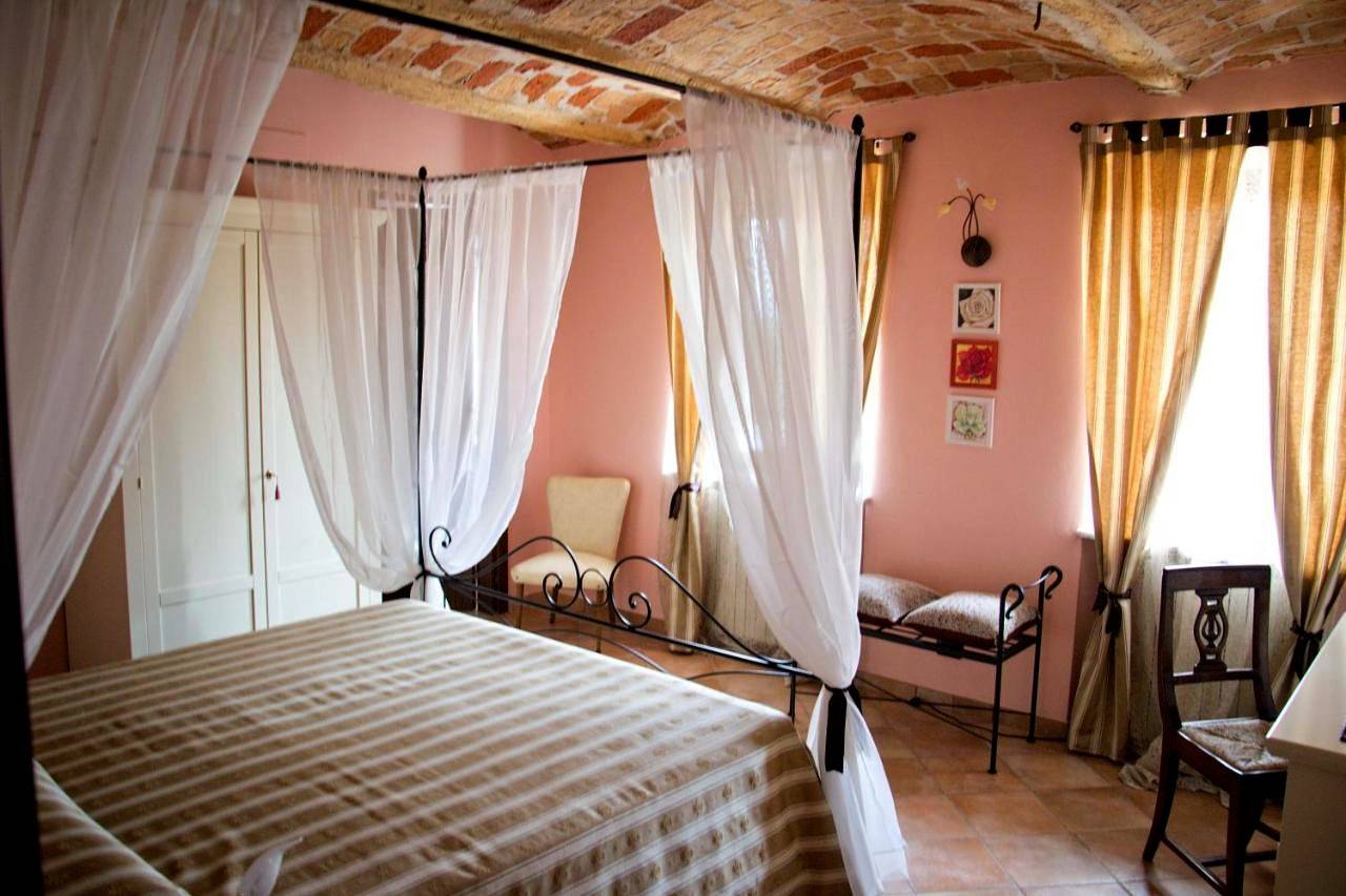 Agriturismo Monbertola in Govone, Provincia di Cuneo