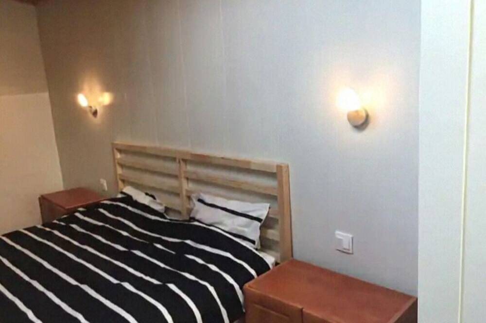 Ganze Wohnung, 2-bedroom duplex with swimming pool and tennis court in Naujac-sur-Mer, Lesparre-Médoc und Umgebung