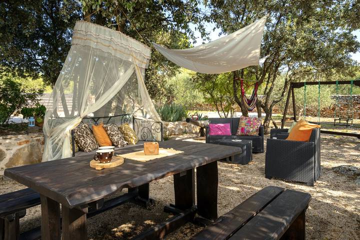 Geräumiges Haus mit privatem Pool in Stari Grad in Stari Grad, Hvar