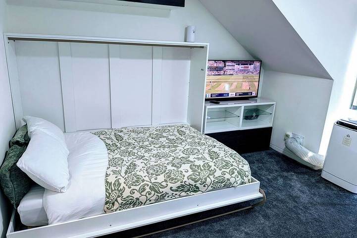 Entire apartment, Modern Spacious Flat | Near Aylesbury Station -Brand new in Aylesbury, Buckinghamshire
