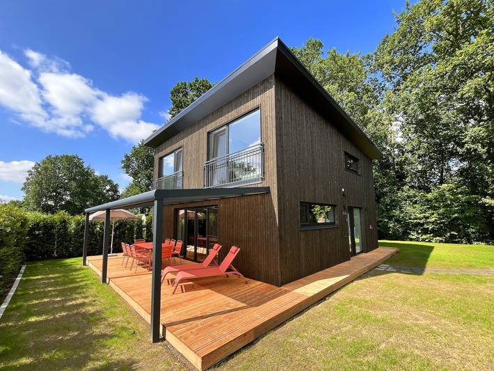 Ferienhaus für 8 Personen, mit Balkon und Terrasse sowie Sauna am Dümmer See (Mecklenburg-Vorpommern)
