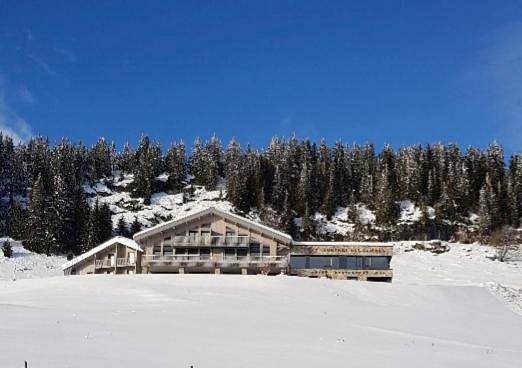 Hôtel pour 2 personnes avec terrasse in Plateau des Glières, Fillière
