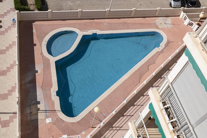 Apartamento de vacaciones para 8 personas, con terraza y piscina - 1