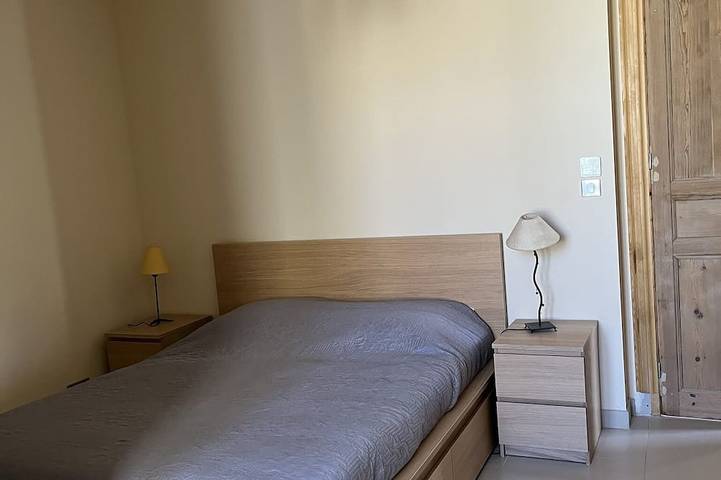 Location de vacances pour 12 personnes, avec terrasse et jardin à Quarante - 2