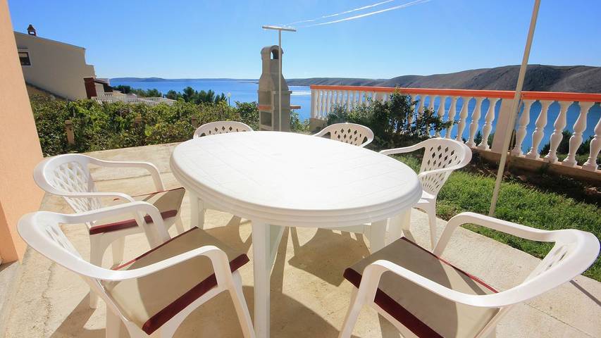 Ferienwohnung für 5 Personen, mit Terrasse und Ausblick - 1