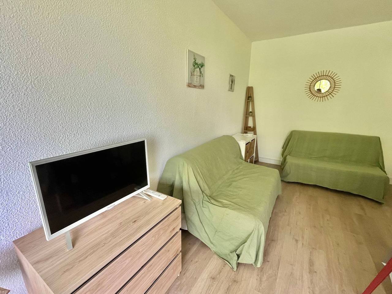 Entire studio, Renovated studio in La Grande Motte, parking in La Grande-Motte, Côte d'Améthyste