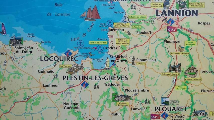 Location de vacances pour 5 personnes, avec Terrasse et Jardin à Tréduder - 2