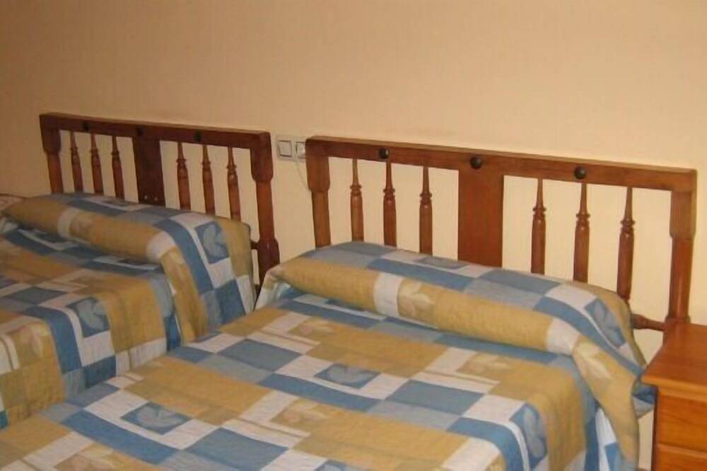 Casa Serrana for 8 people in Santa Cruz de Moya, Cuenca Province