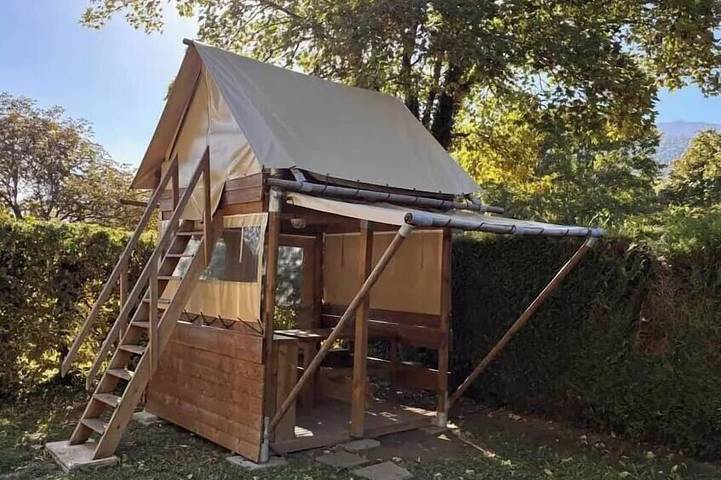 Cabane en bois pour 2 personnes - 1