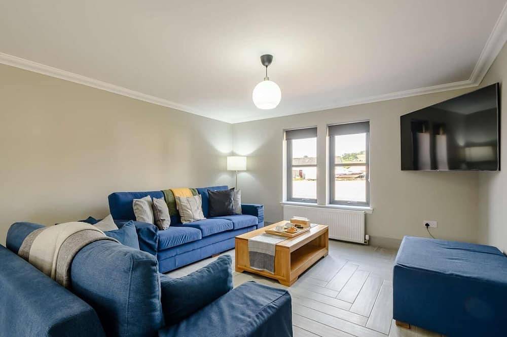 3 Bed in Alexandria in Loch Lomond, West Dunbartonshire