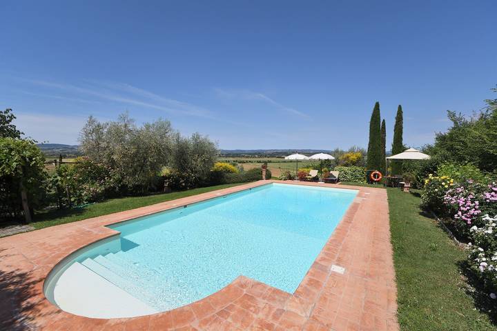 Villa for 2 people, with pets in Italy