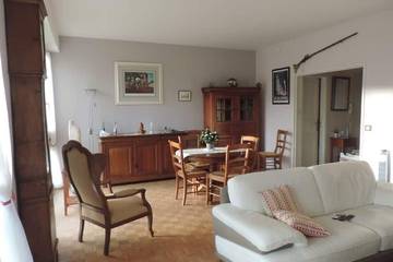 Gîte pour 4 personnes, avec jardin à Maisons-Laffitte