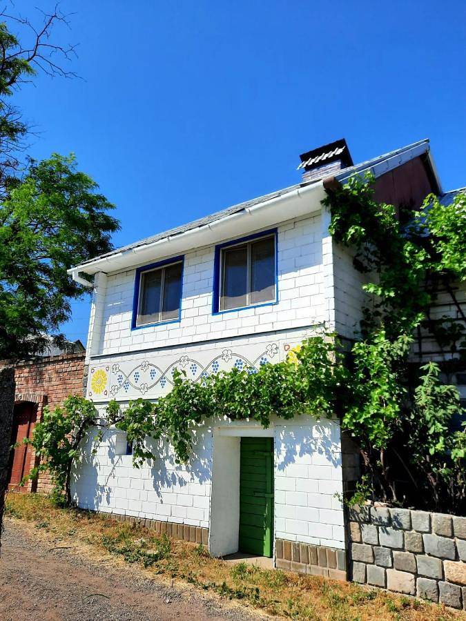 Ferienhaus für 9 Personen, mit Ausblick und Garten - 1