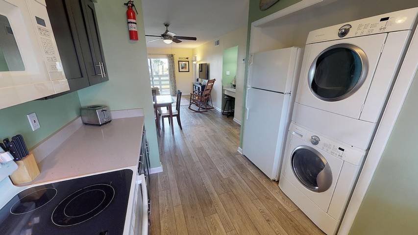 Vacation apartment for 6 people, with pool and balcony - 1