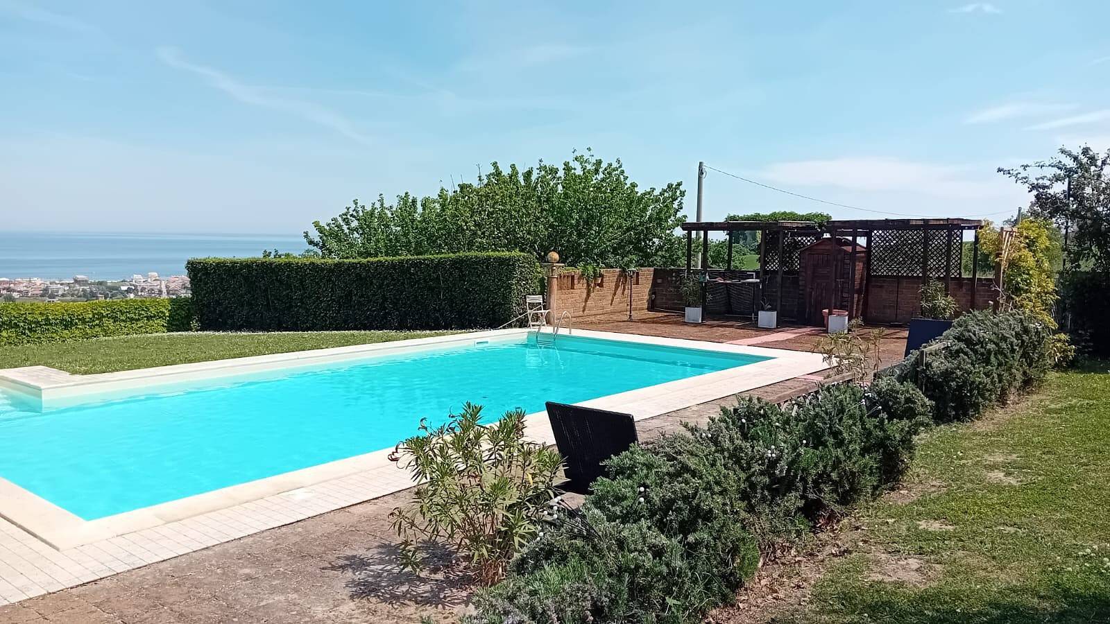 Casa Belvedere Villa Rosa di Martinsicuro – Elegante Landhaus mit Meerblick in Martinsicuro, Adriaküste Abruzzen