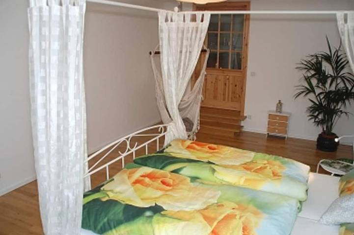 Gîte pour 6 personnes, avec balcon à Overath - 4