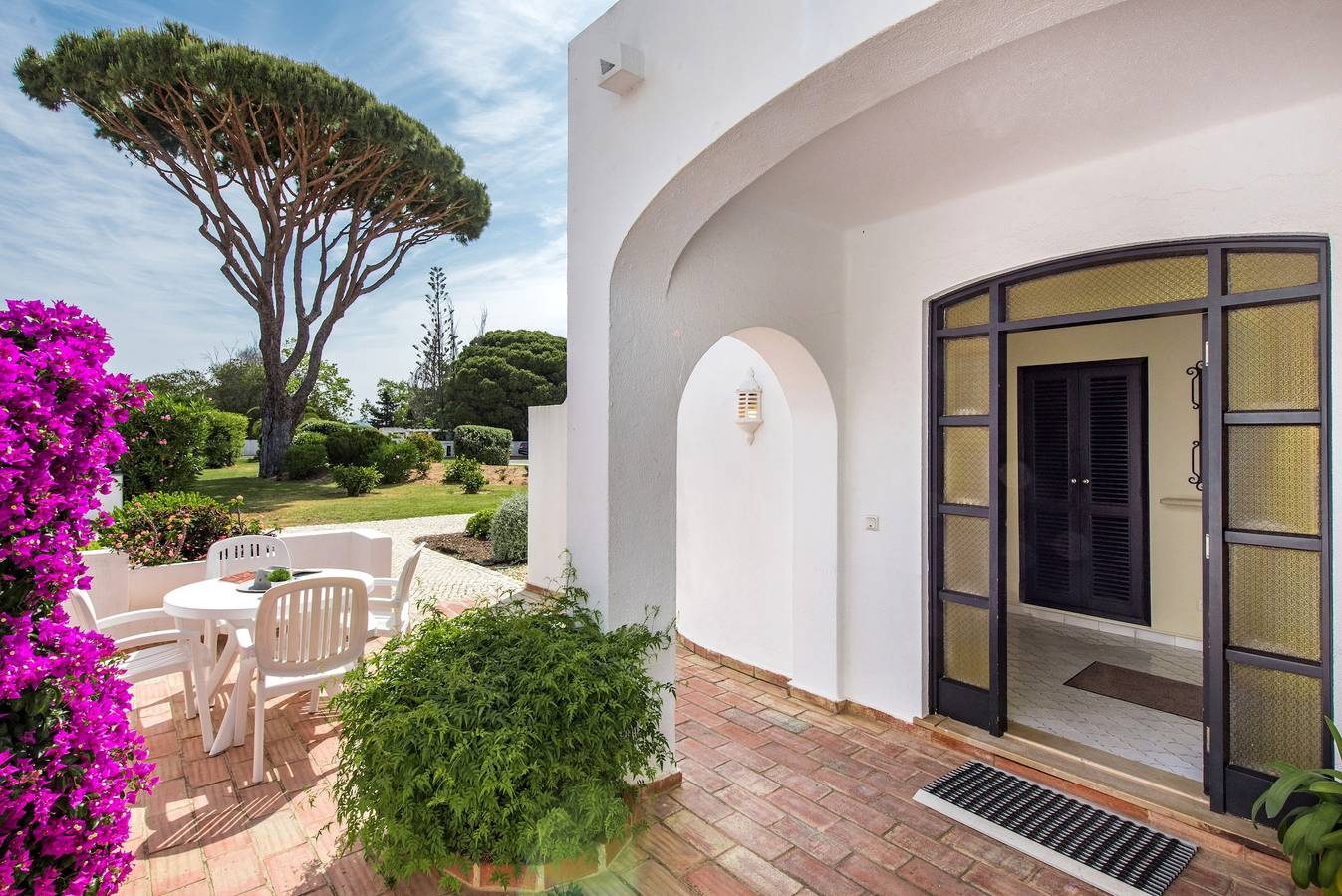 Villa "Mng Elliott 71" com piscina privada e Wi-Fi in Vale do Lobo, Almancil