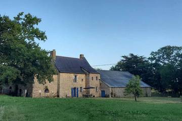 Location de vacances pour 7 personnes, avec jardin dans Crevin