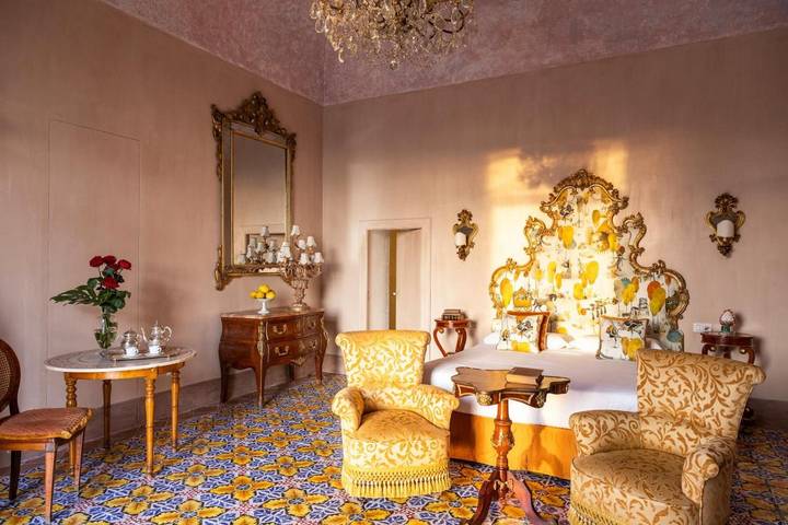 Gîte pour 2 personnes, avec Jacuzzi et Terrasse ainsi que Jardin et Vue à Torre del Greco - 2