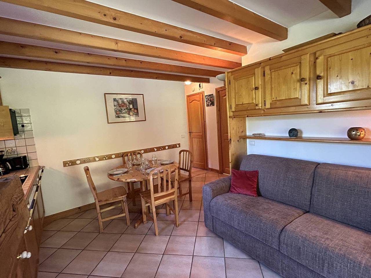 Appartement entier, Appartement moderne 4 pers. à Méribel avec cuisine équipée, Tv et balcon in Méribel-Mottaret, Les Allues