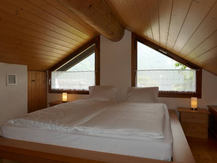 Ferienhaus für 4 Personen, mit Terrasse und Ausblick sowie Garten, mit Haustier in der Schweiz - 3