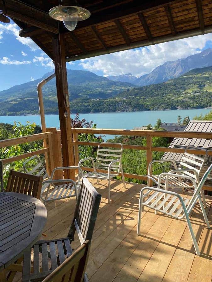 Villa pour 12 personnes, avec jardin ainsi que vue et vue sur le lac