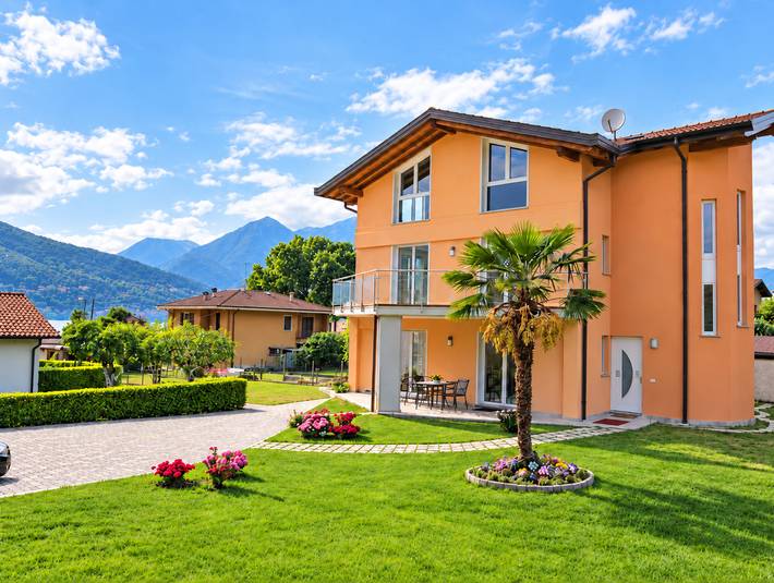 Ferienwohnung für 4 Personen, mit Terrasse und Garten sowie Ausblick und Seeblick in Maccagno con Pino e Veddasca - 4
